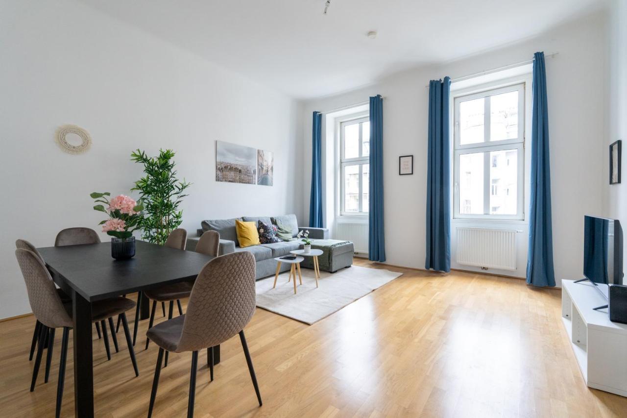 Central Two Bedroom Apartment Wien Exterior foto