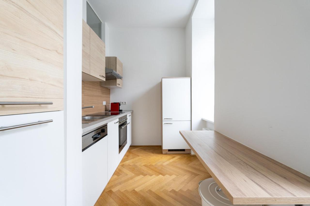 Central Two Bedroom Apartment Wien Exterior foto